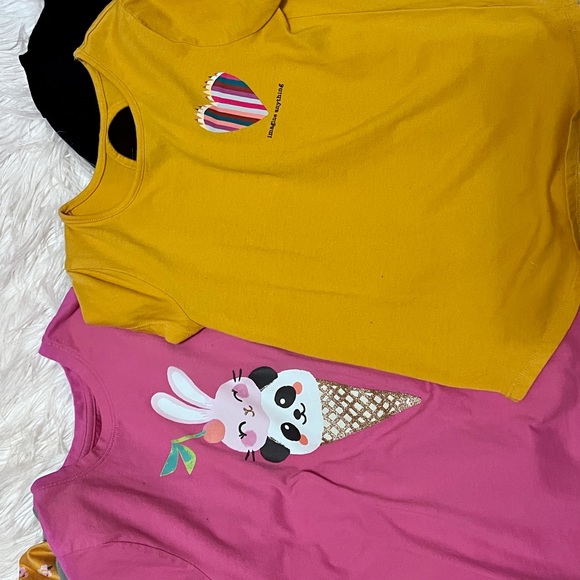 Lot of 27 girls shirts size 7s, 8s and some 7/8s. - Picture 3 of 8